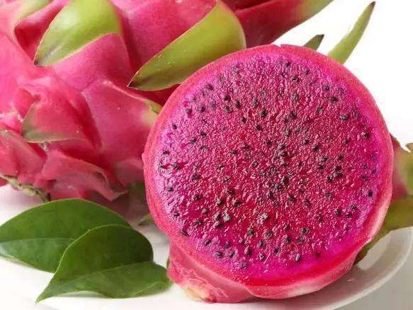 红心火龙果有什么营养有什么好处,火龙果红色的好还是白色的好营养