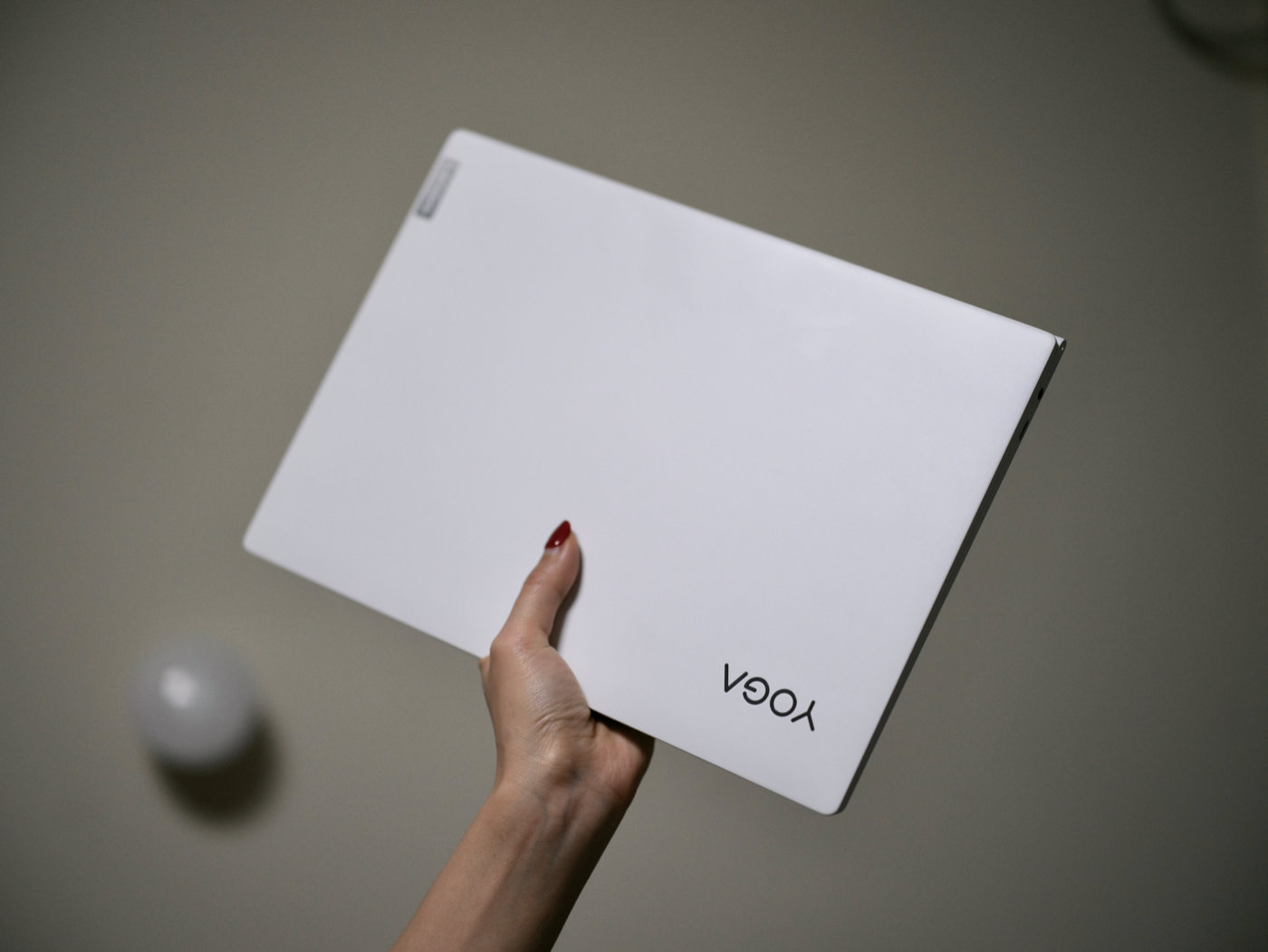 联想yogapro13s碳纤维限量版,联想yoga13s和小新pro14哪个好