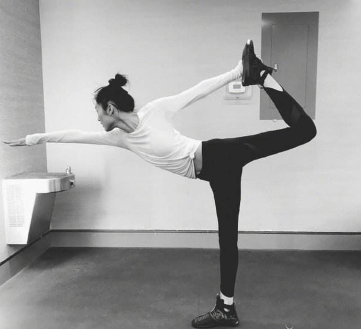 三年狂赚上百亿,3年狂赚6亿只为还债