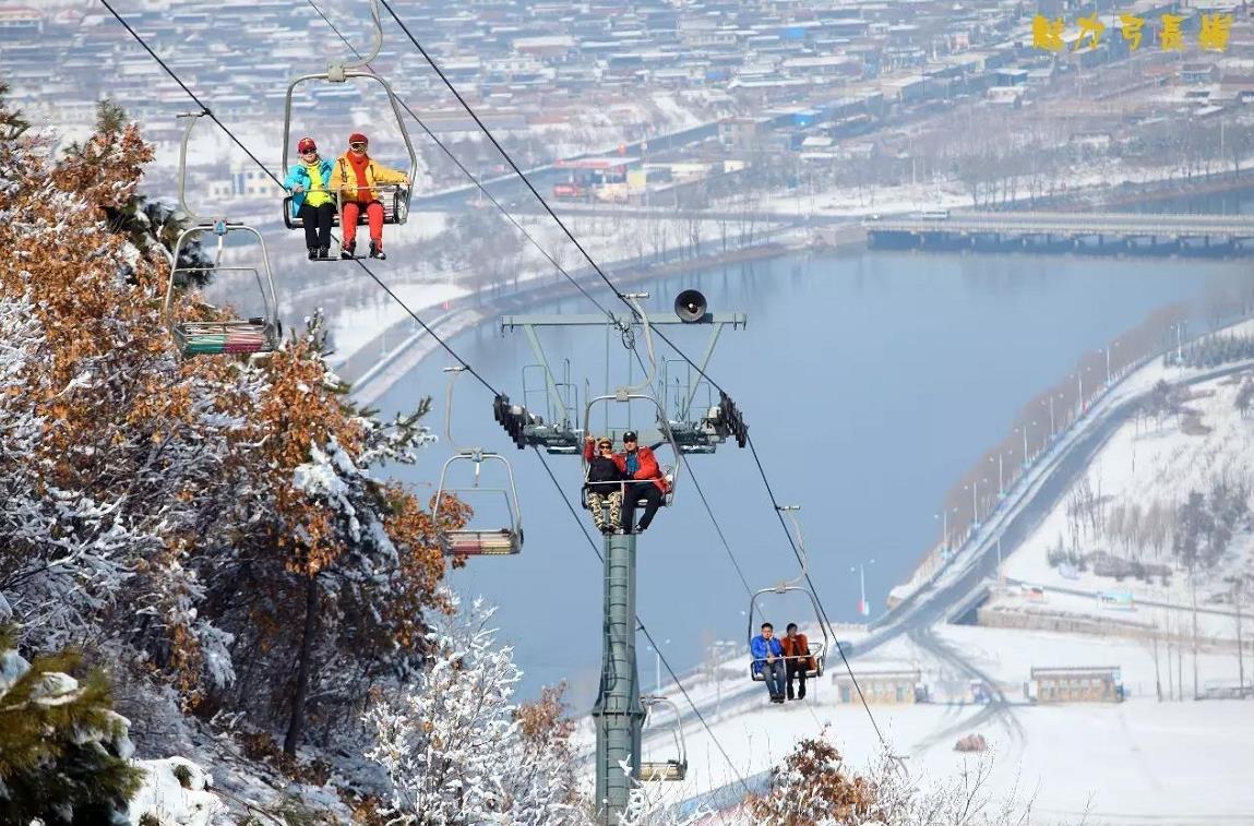 弓长岭滑雪场有小孩玩的吗,乌鲁木齐适合小孩玩的滑雪场