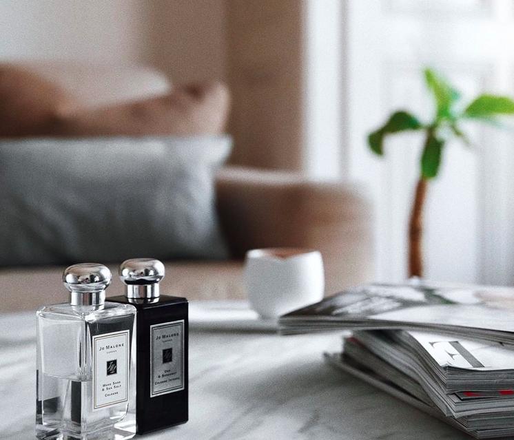 香水除了喷身上还有什么作用,香水不喷在身上