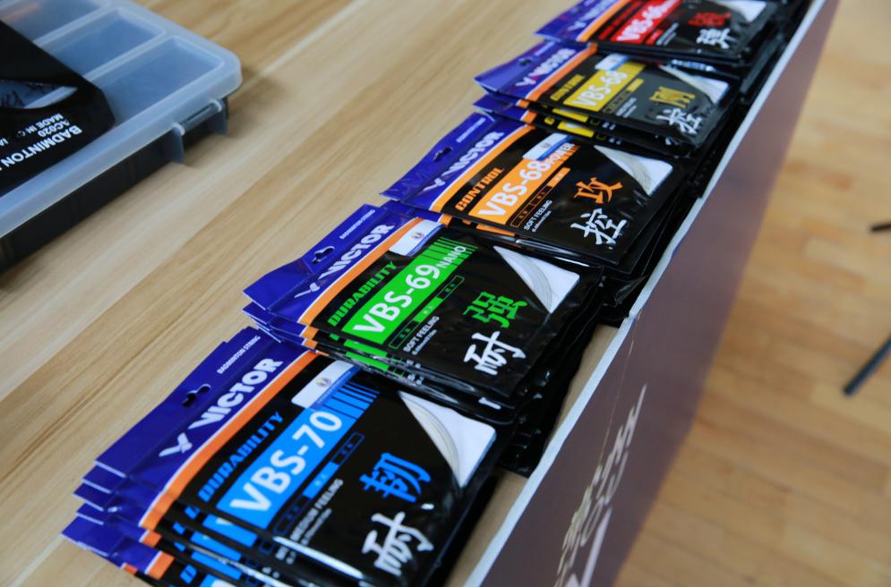 羽毛球职业运动员用的拍线,拍线技巧