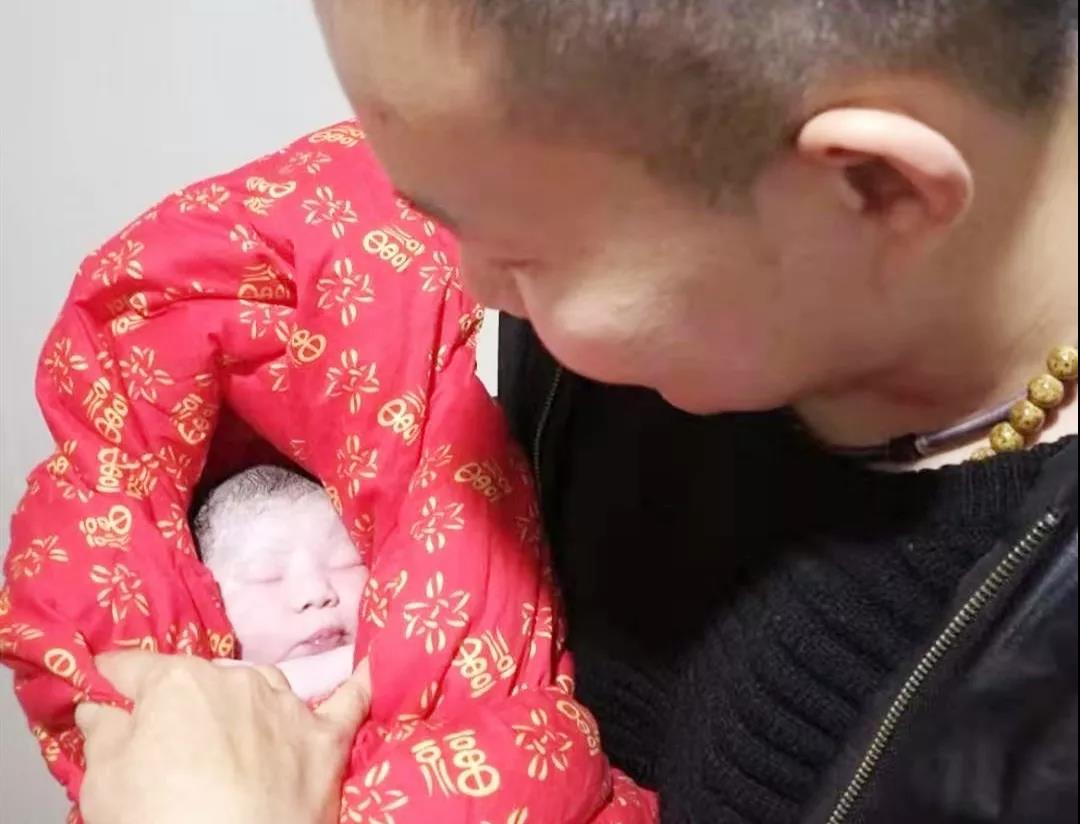 结缘九龙妇产医院，他们把我当亲人，我把九龙当家！