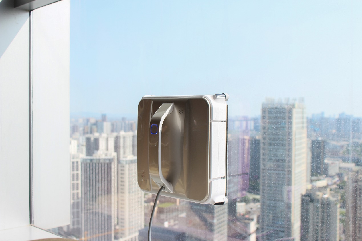 科沃斯窗宝清洁液使用方法,科沃斯窗宝擦小窗户