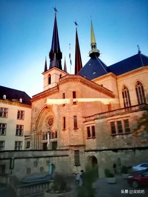 土豪国家迪拜,比迪拜还有钱的国家