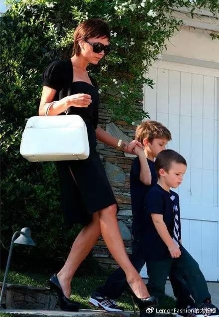 valextra意大利跟中国价格对比,valextra是奢侈品牌么