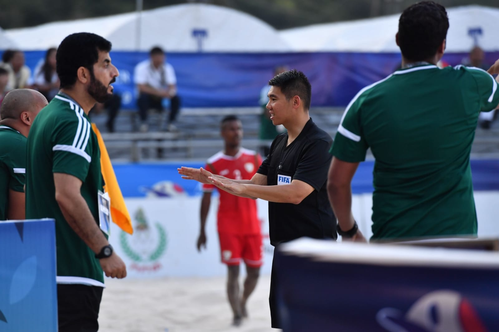 执法沙足亚洲杯的广州仔：你了解沙滩足球吗？