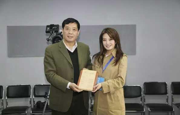 赵薇是怎样的女人,赵薇为何让苏有朋如此着迷