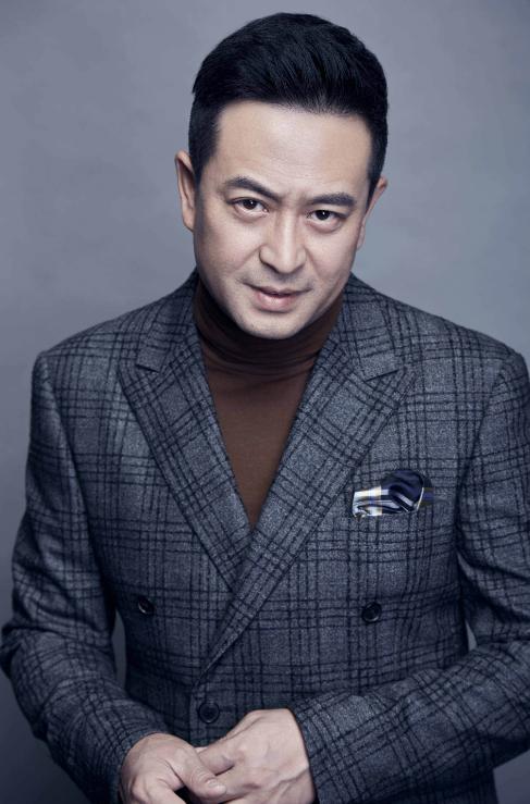 张嘉译近照曝出,张嘉译个人资料简介和履历
