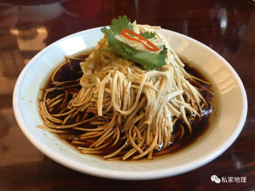 又一条美食高铁开通了！江苏高邮，咸鸭蛋好吃，真不是瞎吹的