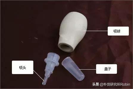宝宝的鼻腔脆弱，在给宝宝清理鼻腔前，建议你先读一下