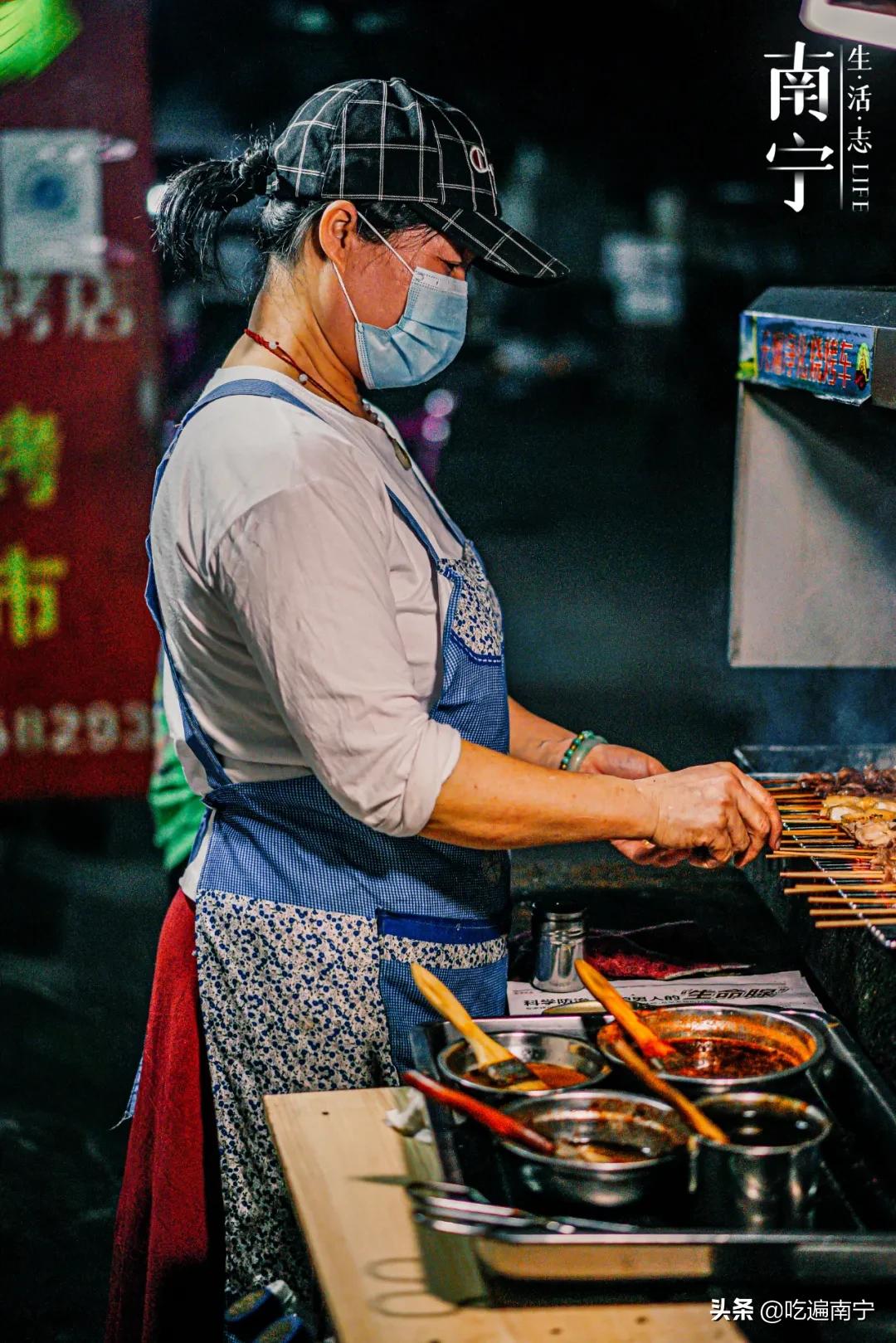 南宁东盟商务区烧烤摊,南宁2021烧烤店铺排行榜前十名