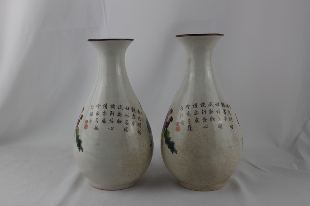 清晚期粉彩人物玉壶春瓶,粉彩花蝶纹玉壶春瓶