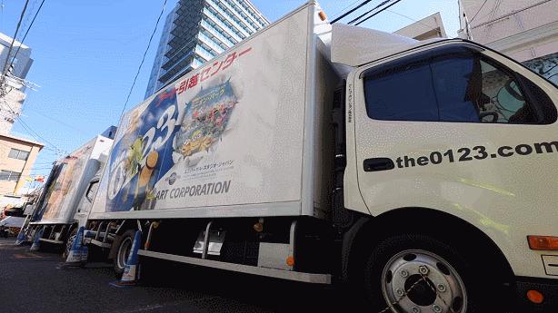 “变态”到极致的日本人，连搬家都不放过，网友拍下全过程！