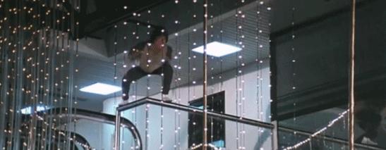 成龙拍急先锋走楼梯,急先锋成龙失败集锦