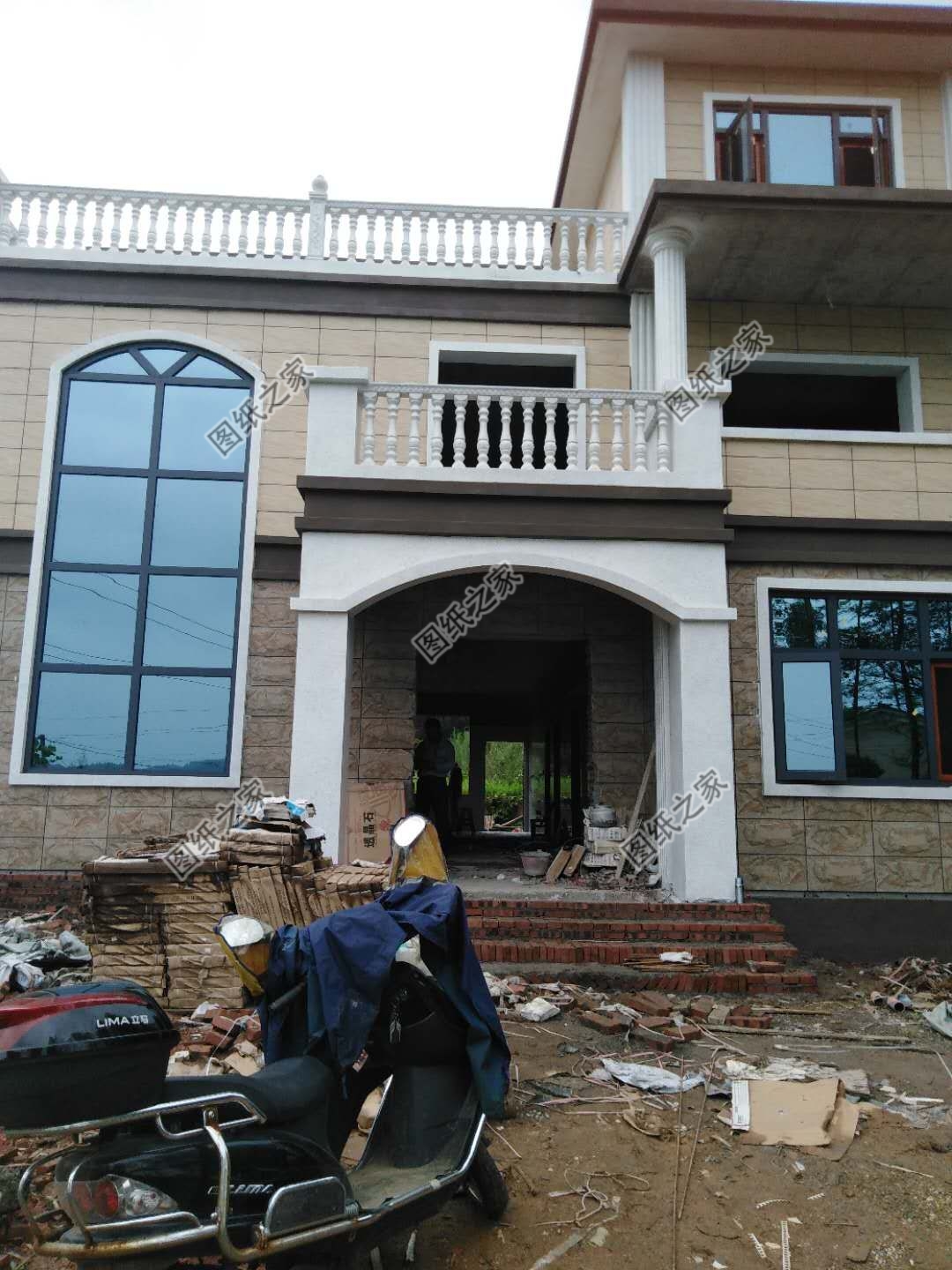 旋转楼梯怎么设计才好看,旋转楼梯的设计知识点有哪些