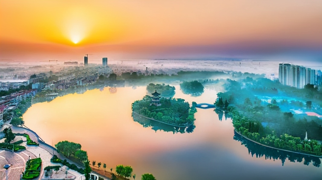 莱西市有多大有什么发展前景,青岛莱西是个县城吗