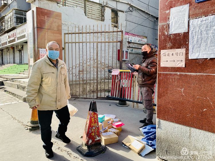 上阳宫到百货楼,疫情下逛西工,期待小街锅贴,王城广场听戏