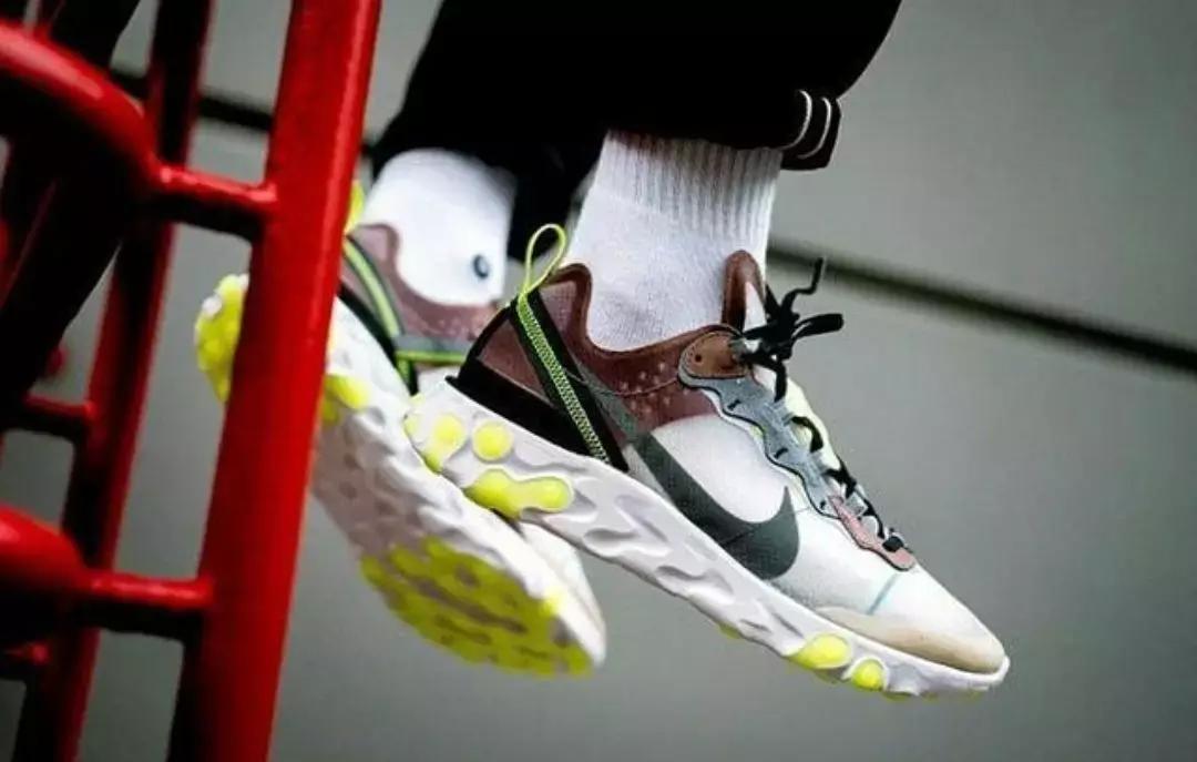 看男生第一眼会看穿搭,看男人的鞋子看品味