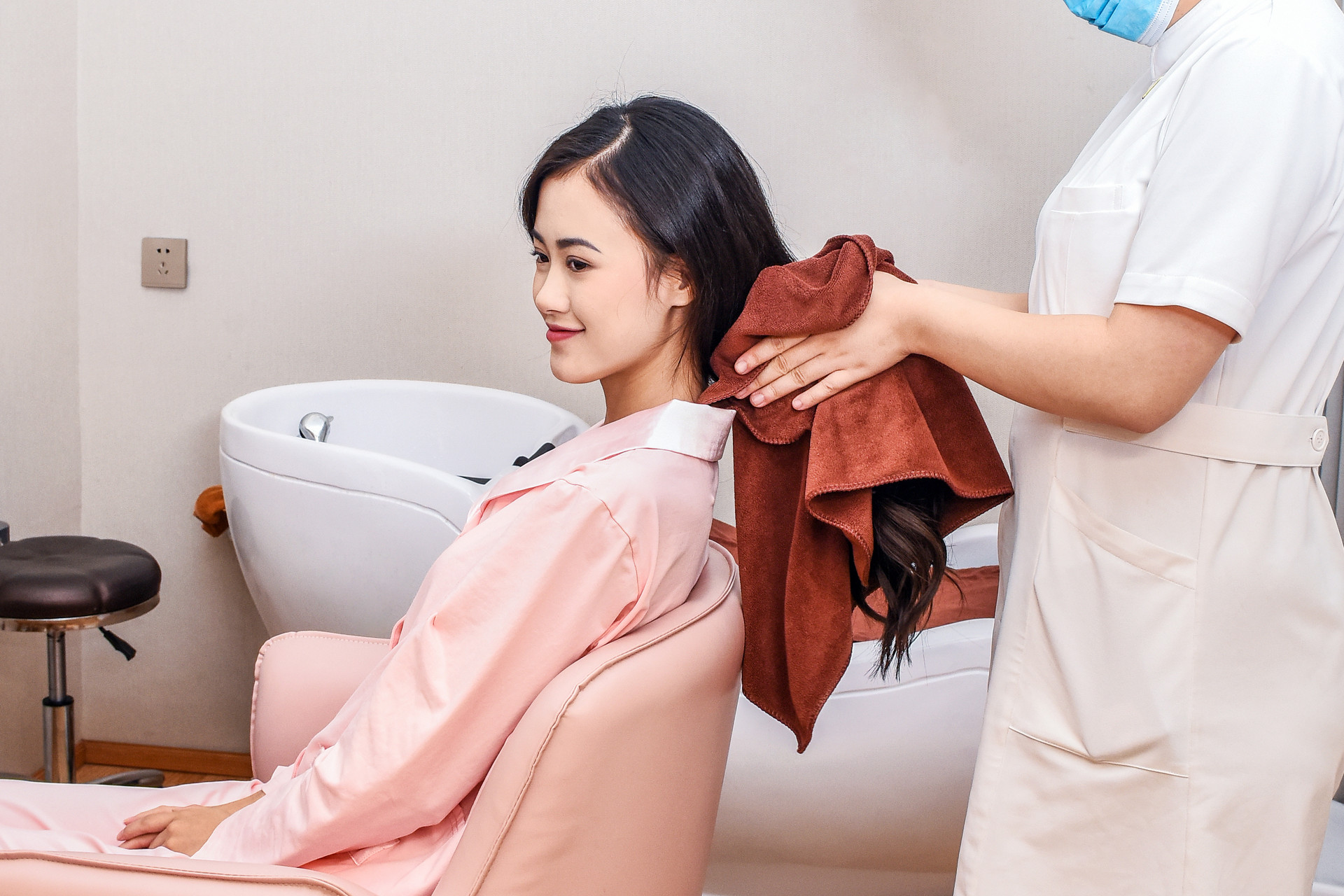 妈妈坐月子，这些“老人言”该不该听？带妈妈了解科学坐月子