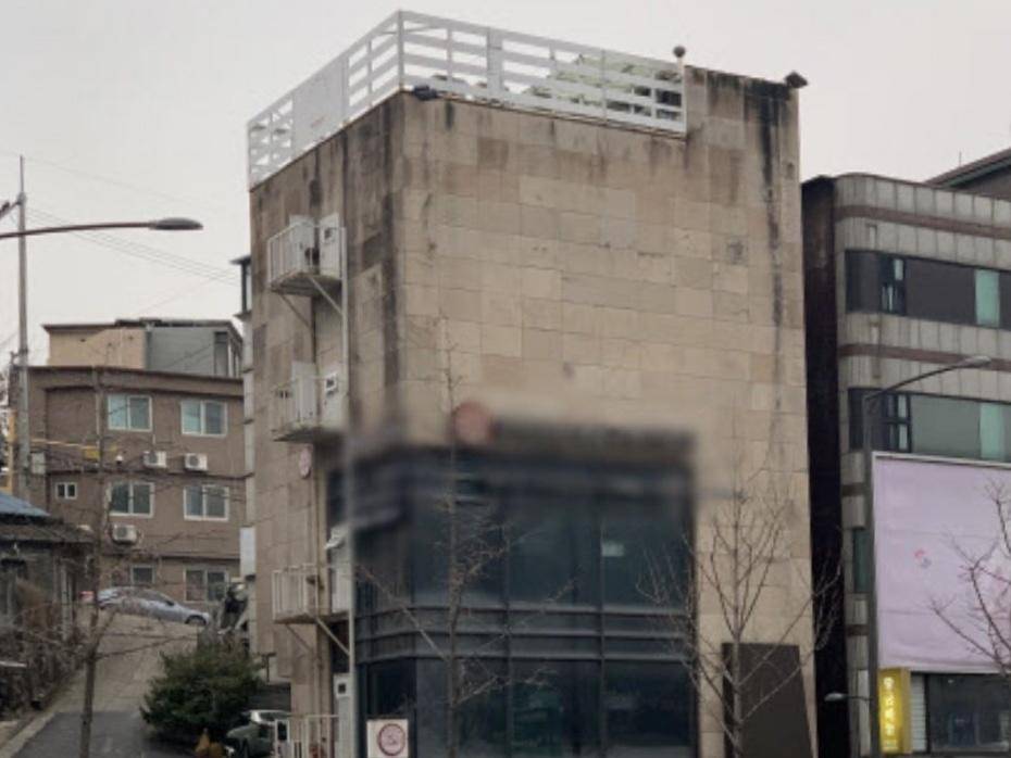 朴灿烈提着现金去买房,朴灿烈投资大楼