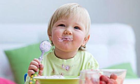 宝宝说屁股疼但是看了又没什么,宝宝说屁屁疼但是不红不肿