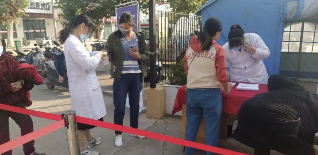 关爱女性宫颈癌公益活动,农村妇女宫颈癌免费筛查工作展开