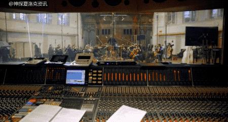 十年，像这样吃相好看的爆款不多了