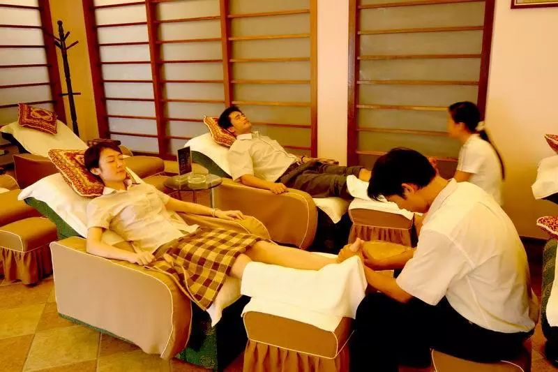 技师怎么应对客人,技师如何应对刁难的顾客