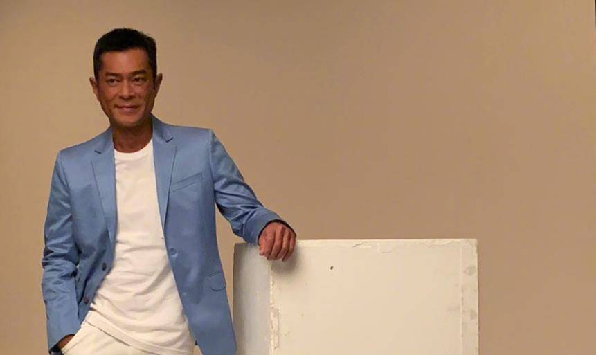 周海媚直播间怼催婚，为什么有些人总喜欢对别人的人生指手画脚？