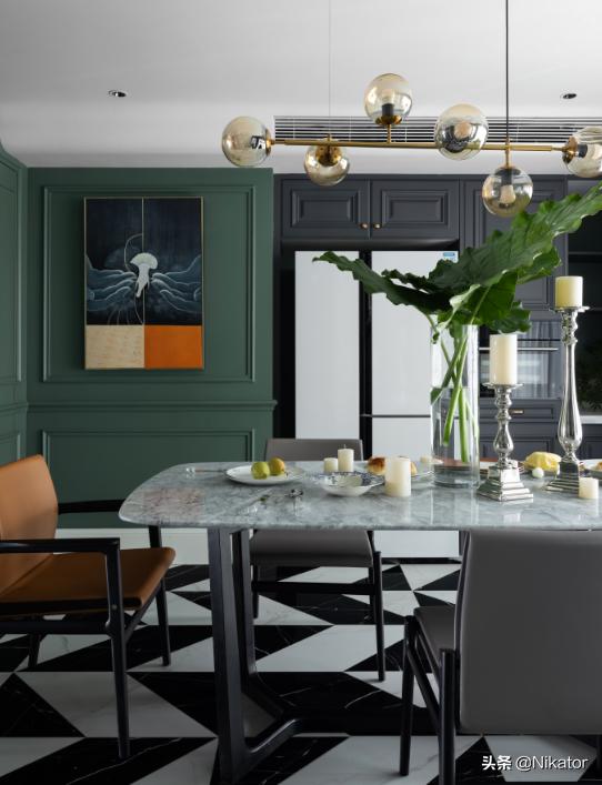 中式餐桌圆的好还是方的好,小客厅适合方餐桌还是圆餐桌