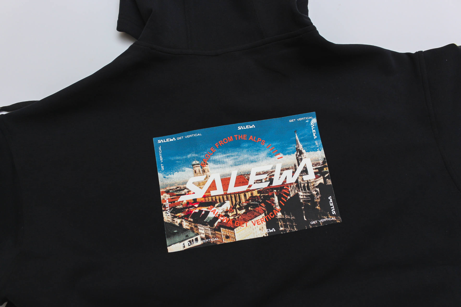 好看又好穿的冲锋衣测评,适合日常穿的户外冲锋衣