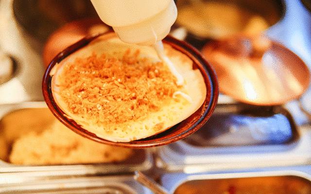 成都小吃蛋烘糕这样做,路边摊小吃油煎鸡蛋糕的做法