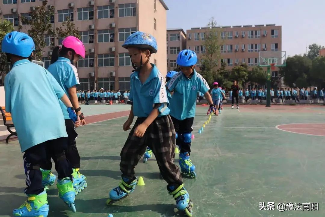 建党百年学校组织的迎七一活动,邓州市庆祝建党100周年活动选拔赛