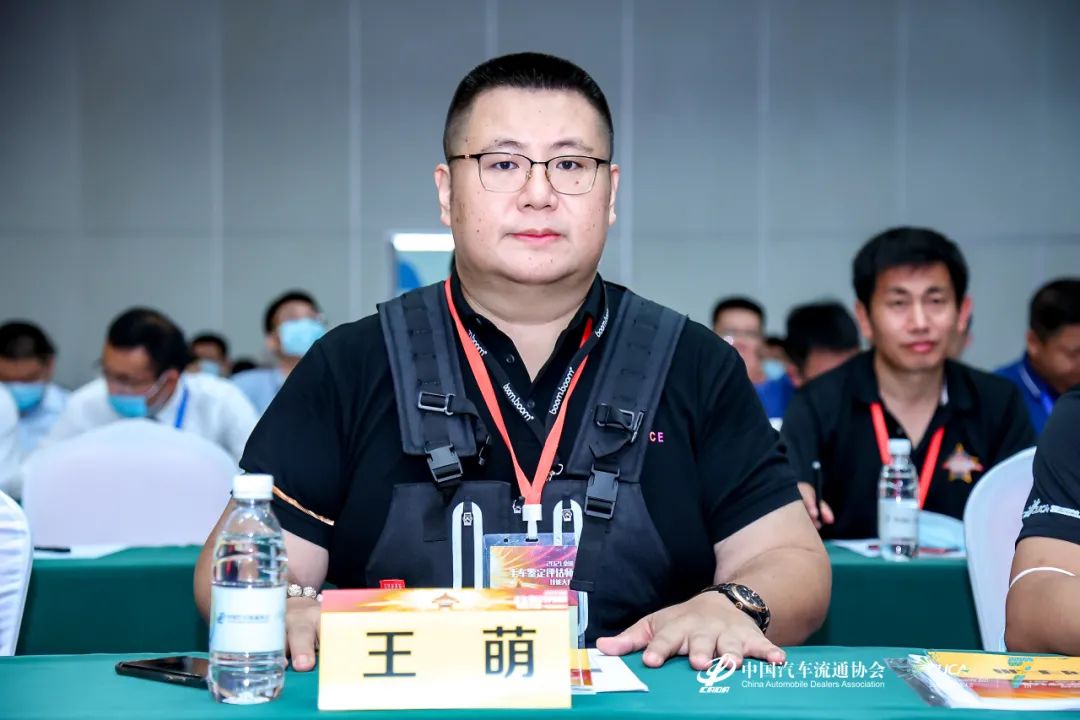 奔驰s对比宾利飞驰,奔驰s和宾利添越