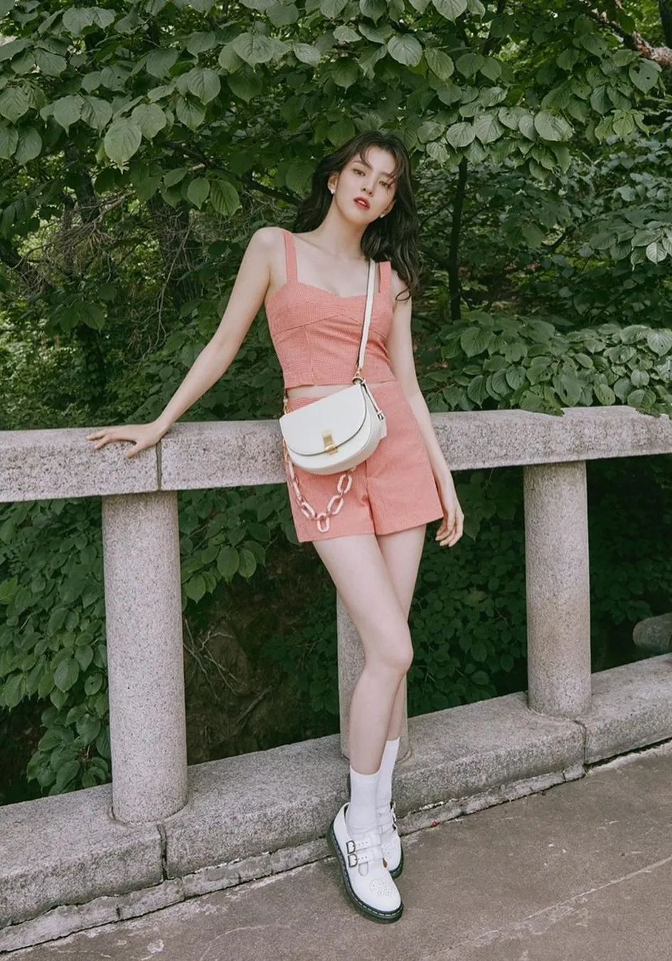 韩素希的穿搭,韩素希中性穿搭