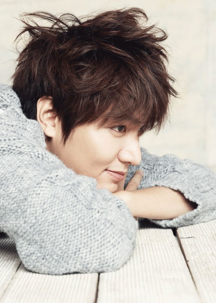 他要回归啦！韩剧扛把子、长腿欧巴始祖，还公开承认看过小电影