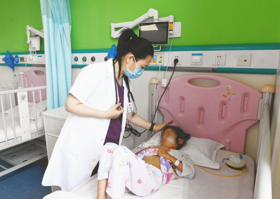 儿童医院消化科方莹,儿医专家