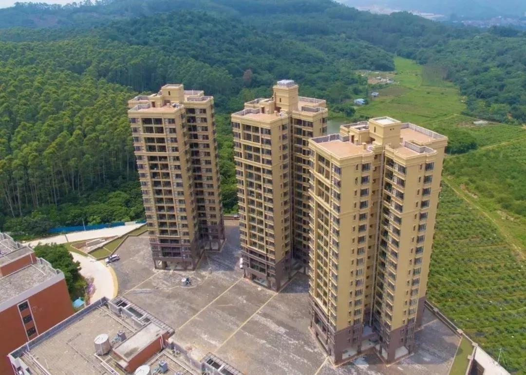 大学宿舍5人间哪个最好,《大学》宿舍对比