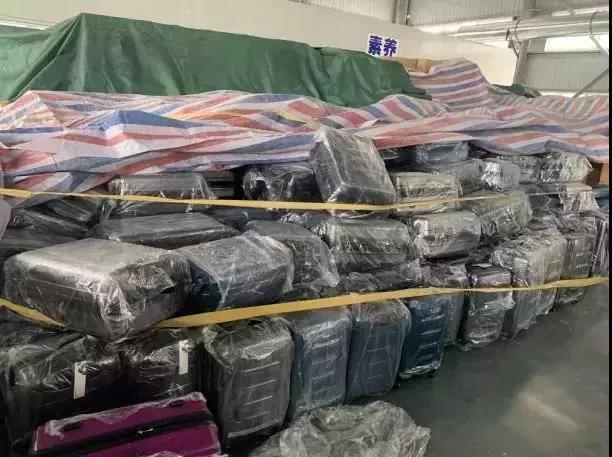 浙江情侣做微商卖“新秀丽”,几个月就买奔驰住别墅!结果悲剧了