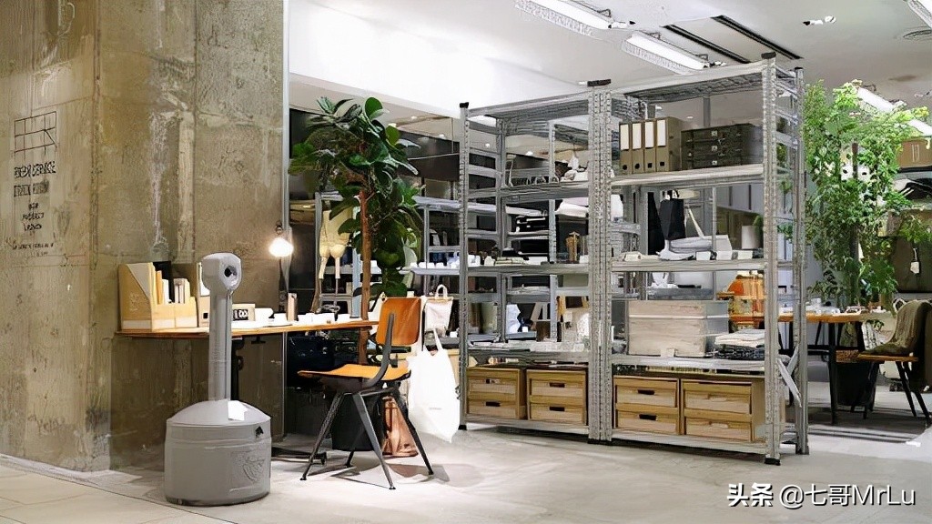 红遍日本潮流圈的「买手界宜家」，究竟有什么魔力？