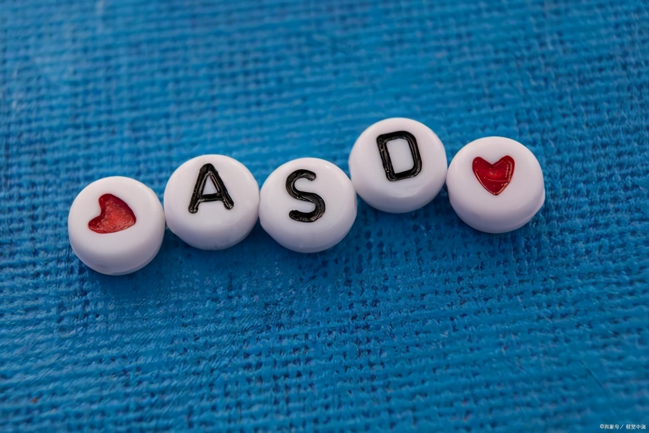 对待自闭症孩子的正确方法,照顾脑瘫儿童注意事项