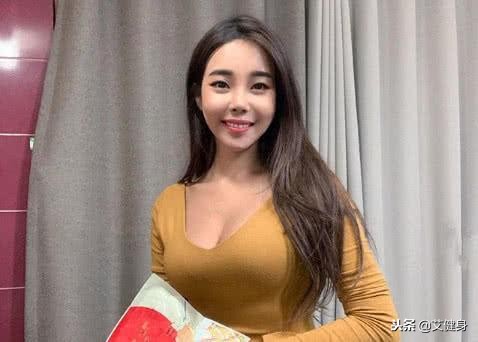 韩国举牌女郎视频,韩国名模举牌女郎