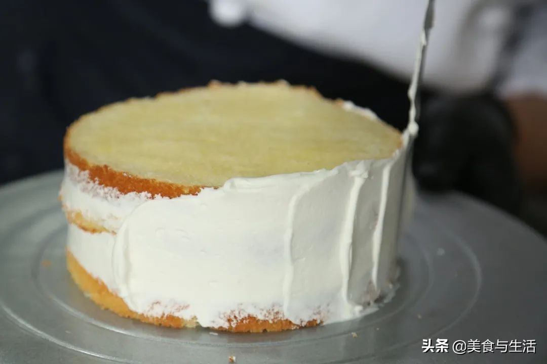 草莓奶油蛋糕教程来了你学会了没,韩国草莓蛋糕