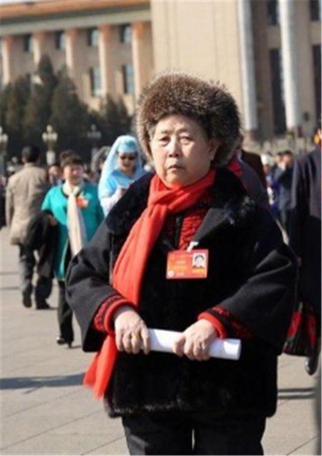 老干妈陶碧华如何对待自己的员工,老干妈陶华碧车牌号