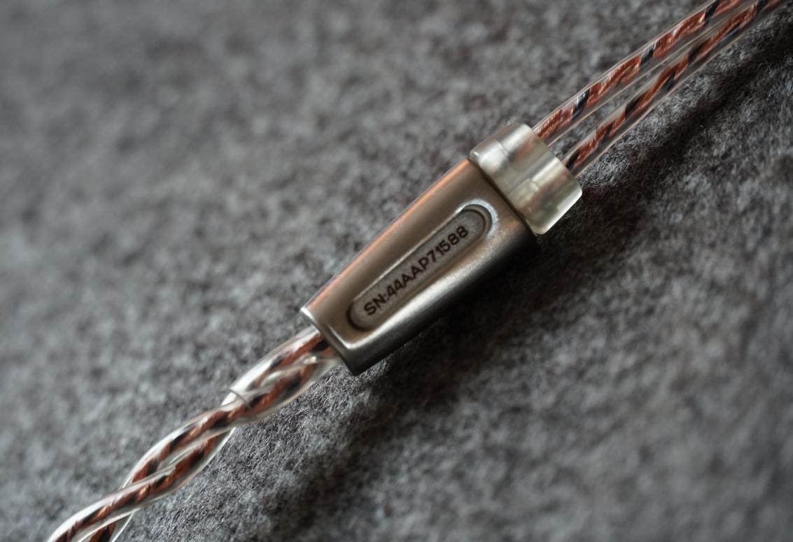 世界顶尖入耳式耳机,入耳式平价监听耳机测评