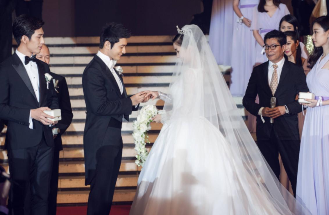 郑恺什么时候办婚礼,郑恺举办婚礼了吗