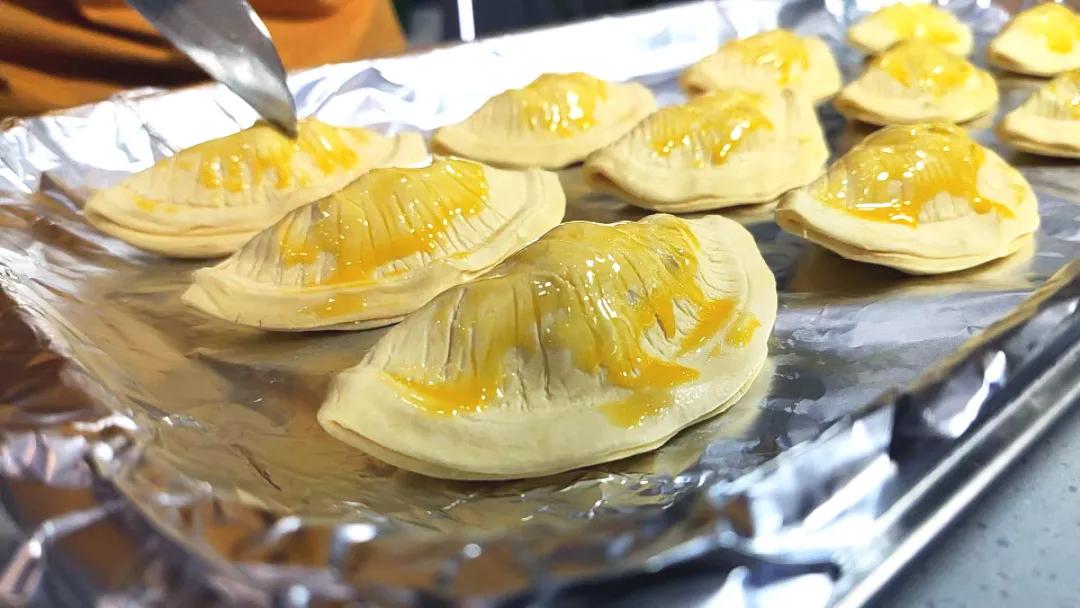 菠萝派蛋挞皮视频,菠萝派蛋挞皮用空气炸锅做法