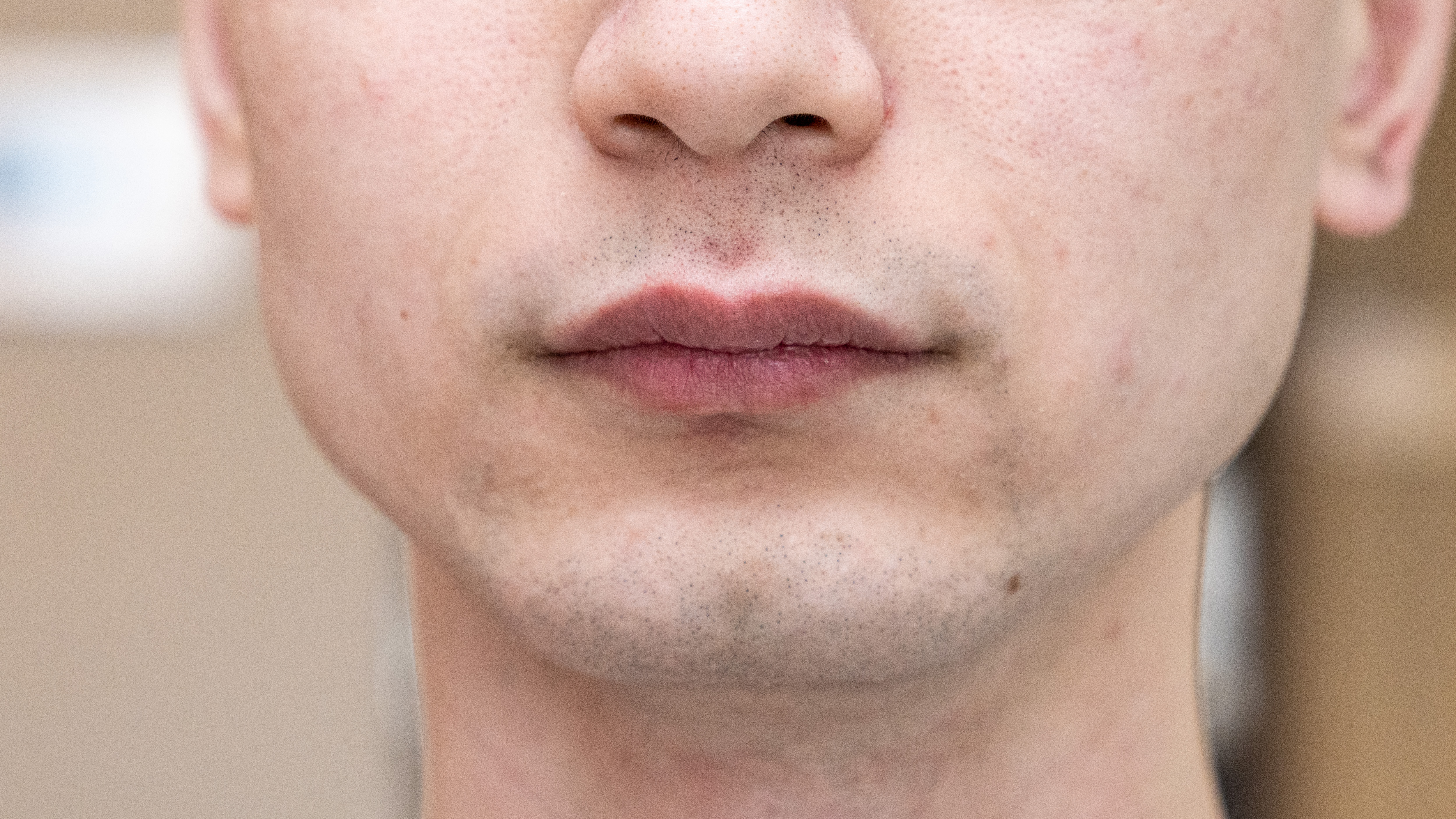 飞利浦s2302剃须刀好用吗,飞利浦电动剃须刀s2303怎么样