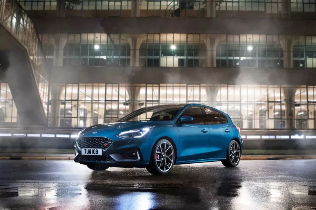 性价比高的敞篷小跑,价格便宜的小跑敞篷